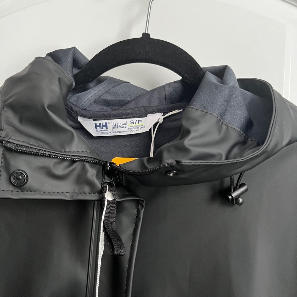 NWT! Helly Hansen Women's Moss Rain Jacket Small - Picture 5 of 14